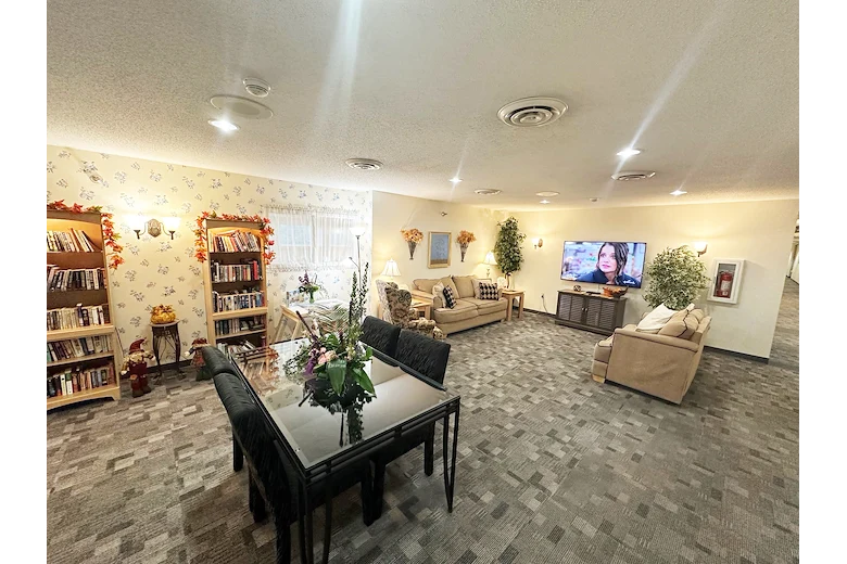 Image of HeatherWood Assisted Living and Memory Care (4)