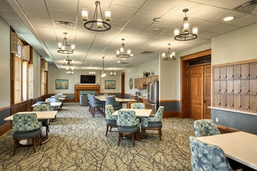 mount-carmel-bluffs-senior-living-image-5