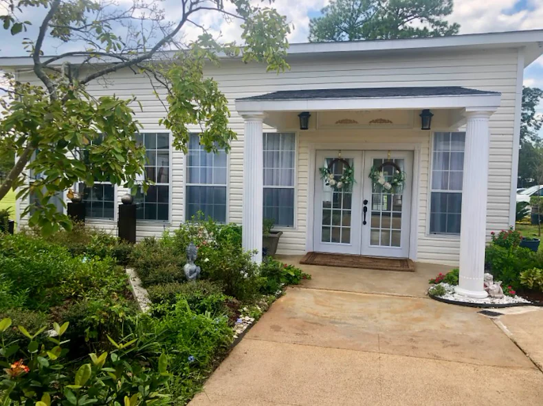 Image of Serenity Assisted Living (1)