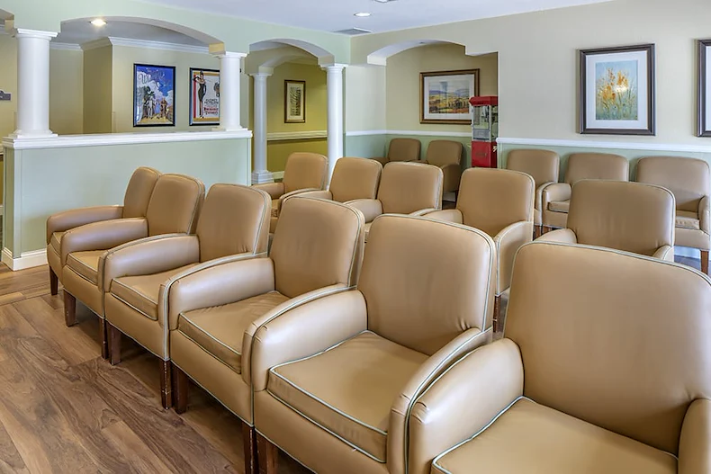 Image of Brookdale Corona (8)