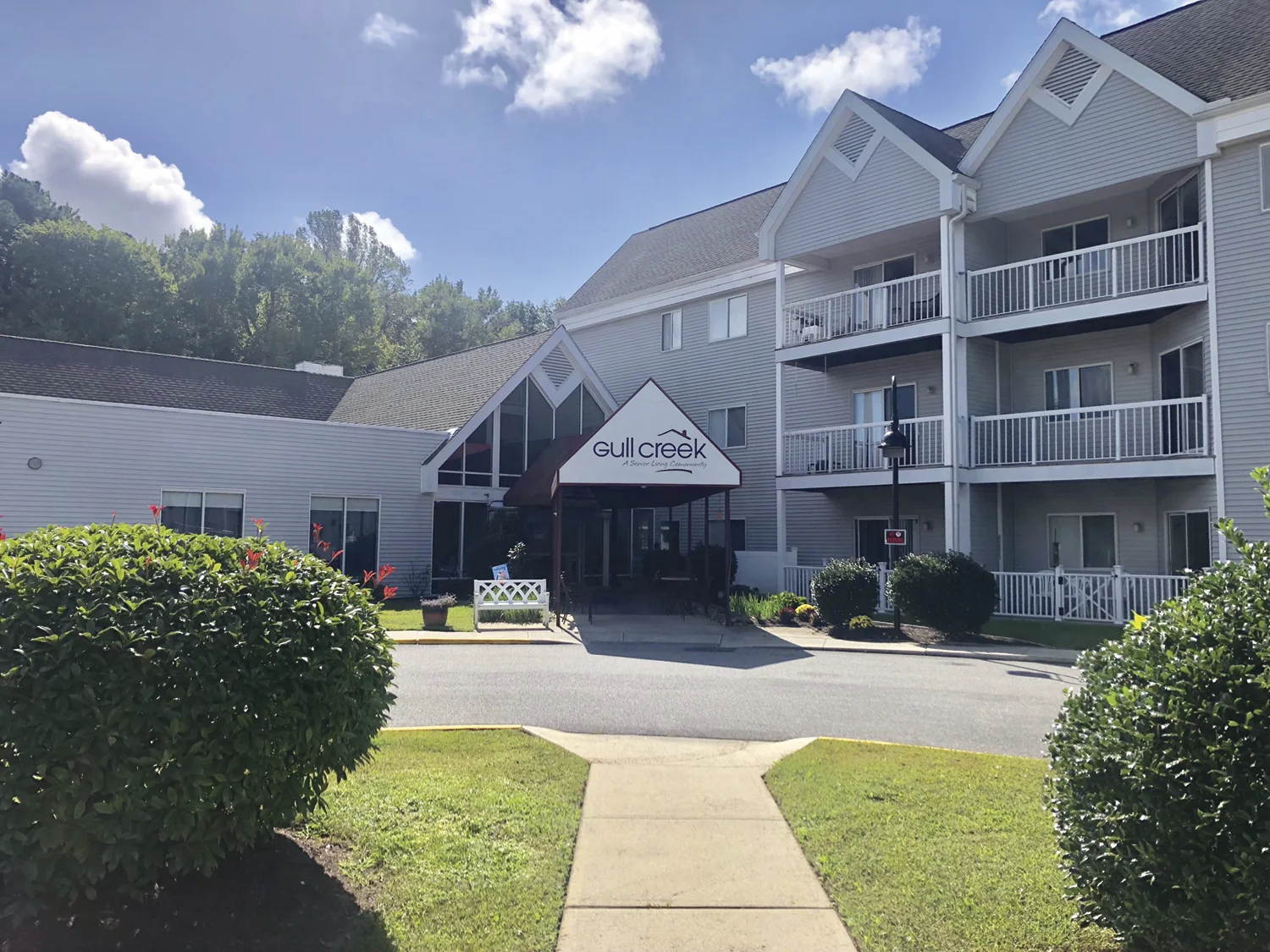 Image of Gull Creek Senior Living Community (1)