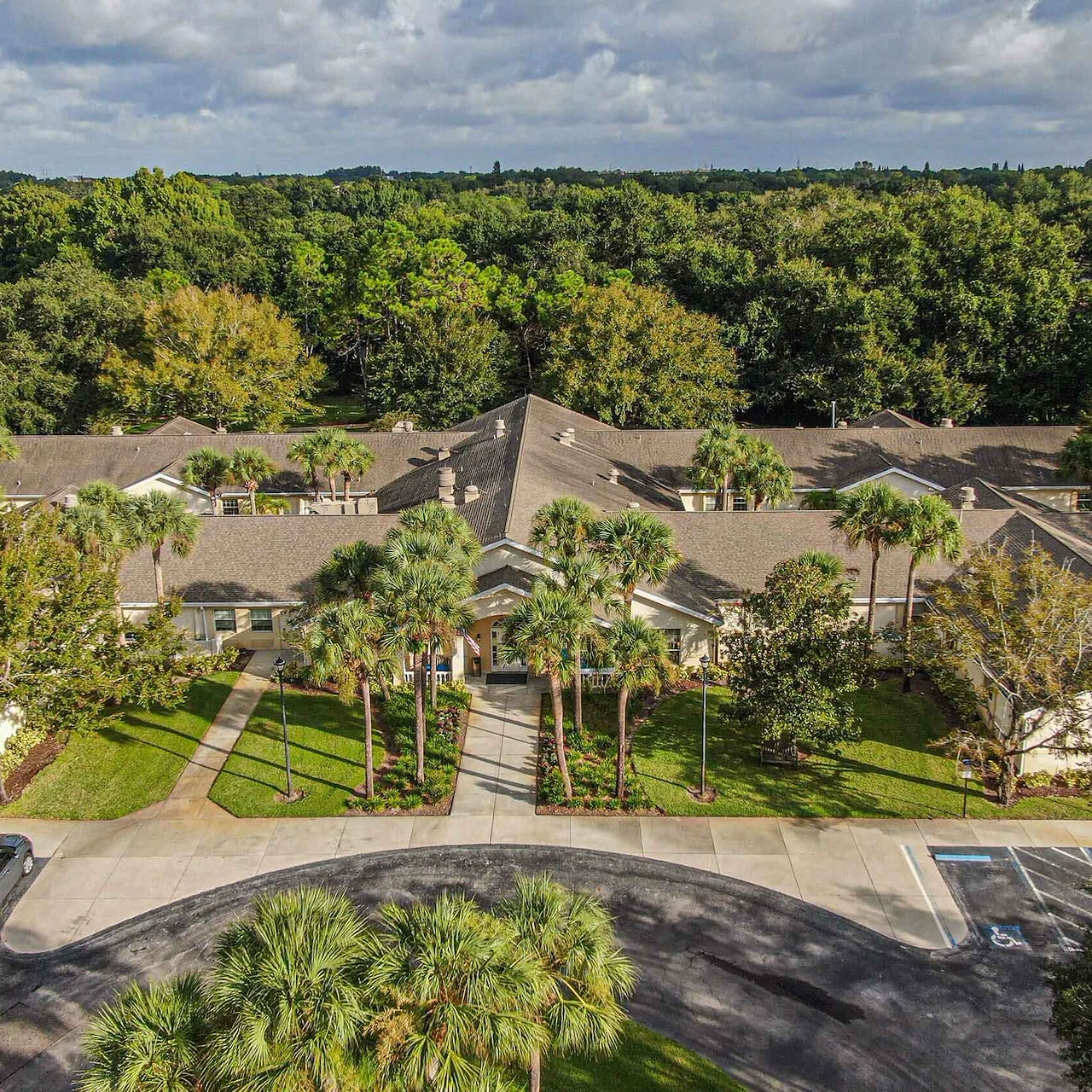 Image of Arden Courts at Palm Harbor (2)