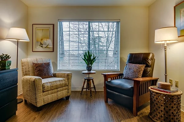 Image of Fred Lind Manor (3)