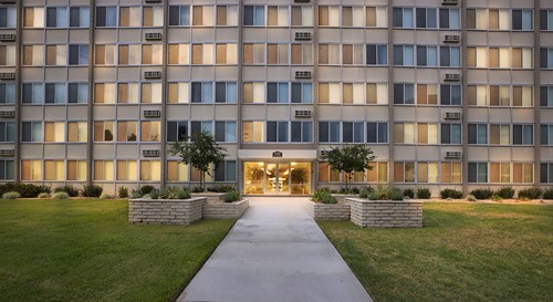 Image of Meadowbrook Apartments (1)
