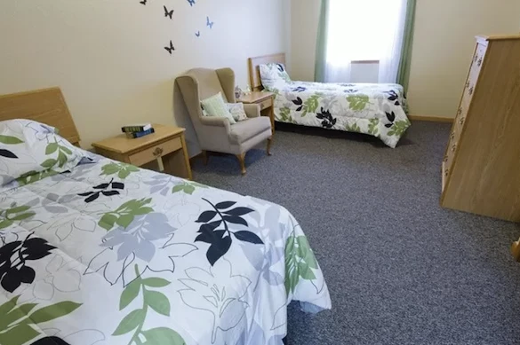 Image of Ashley Manor - Evans 3 (2)