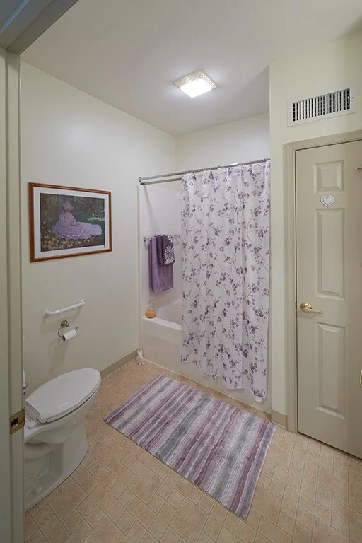 Image of Southgate Apartments (9)