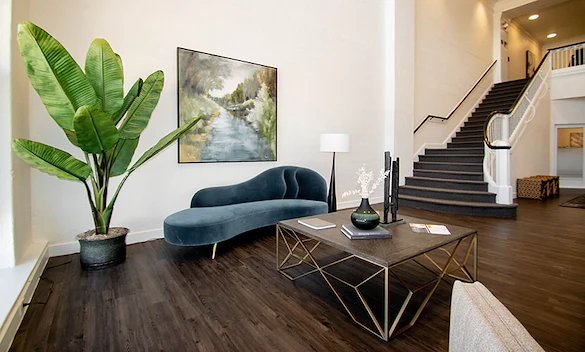 Image of Landmark on Lamar (2)