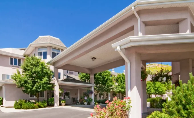 Image of Holiday Hills Estates (1)