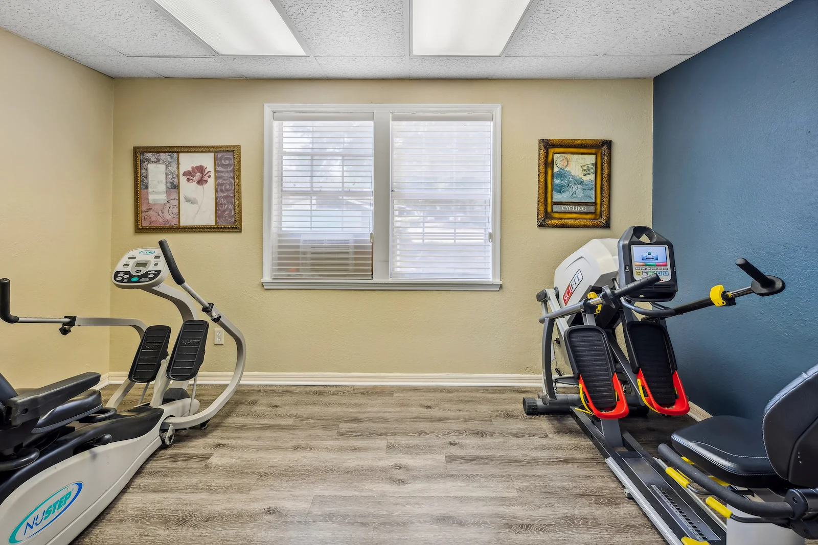 Image of Lake Ridge Village (6)