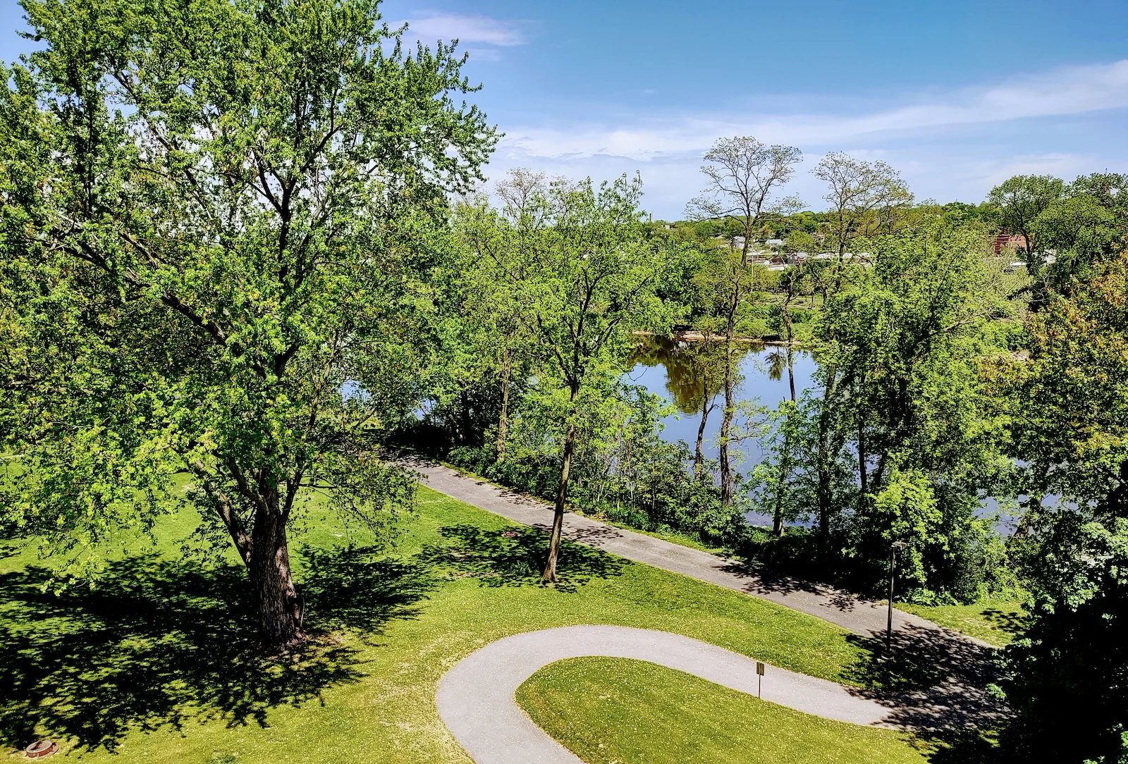 Image of Plum Landing Retirement Community (7)