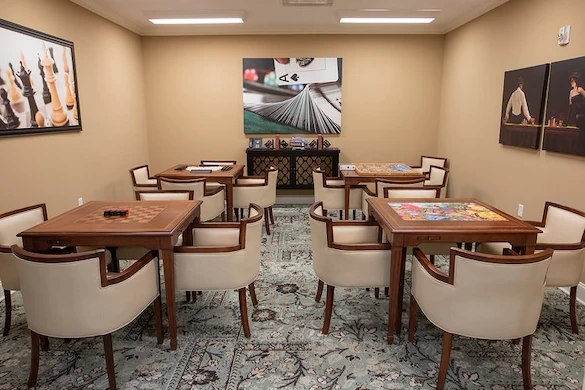 Image of Ashleigh at Lansdowne (2)