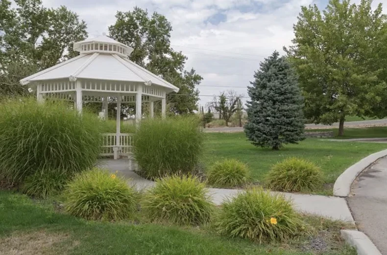 Image of Ashley Manor - Middleton (2)