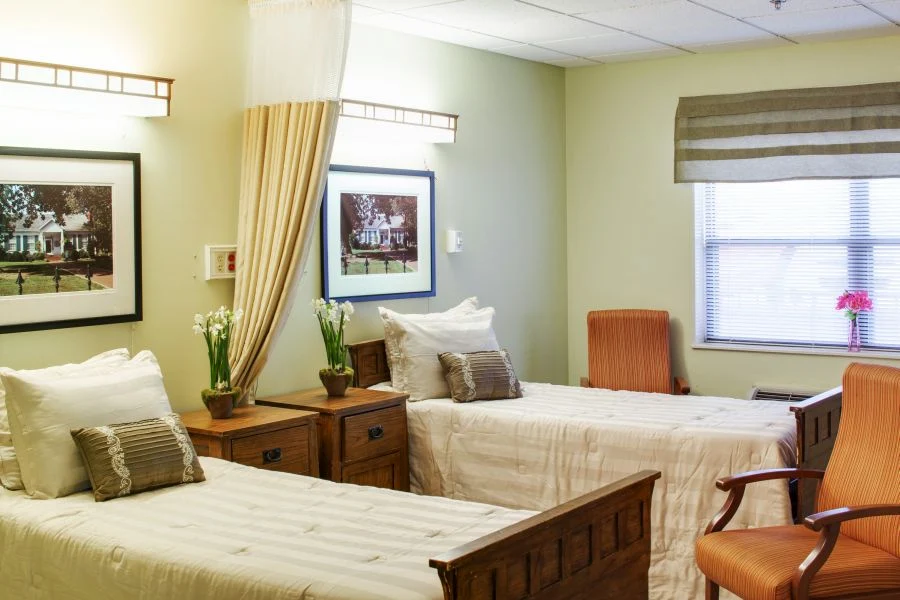 Image of Glenwood Center (3)