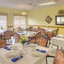 Image of Canfield Healthcare Center (2)