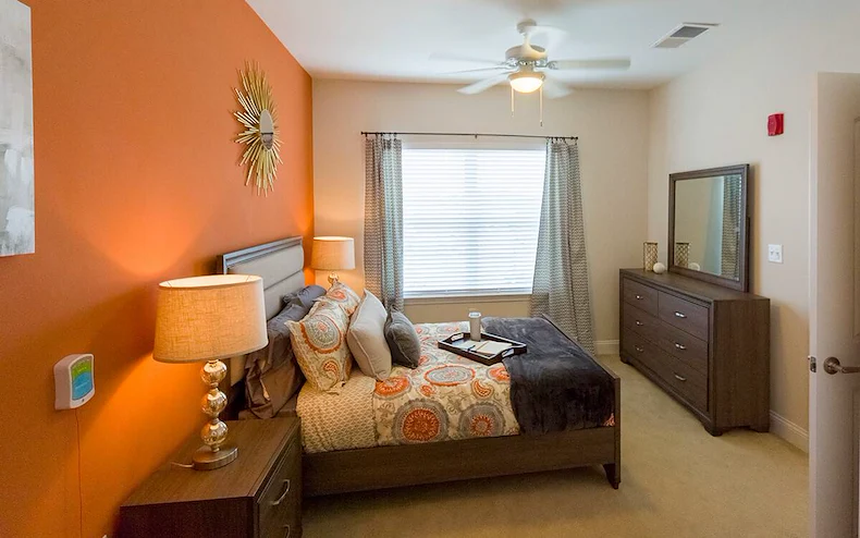 Image of HarborChase of Mandarin (3)