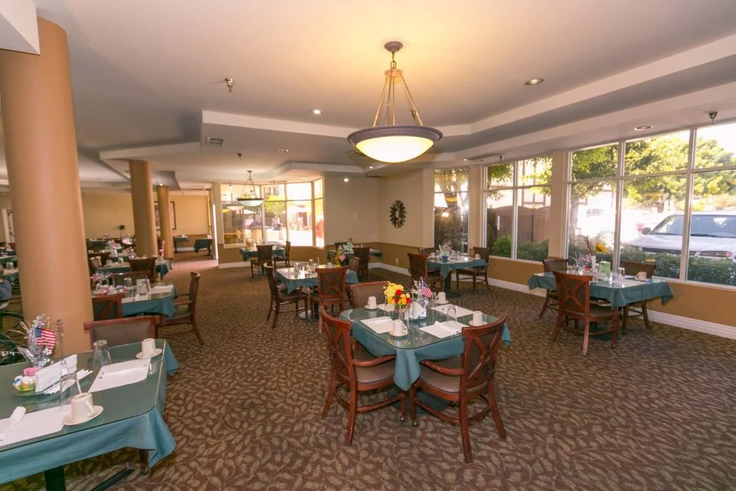 Lexington Assisted Living senior living community offering independent living, assisted living, and memory care in Ventura, CA, formal dining room