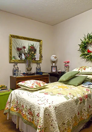 Image of Cedars Health Care at Traceway Retirement Community (3)