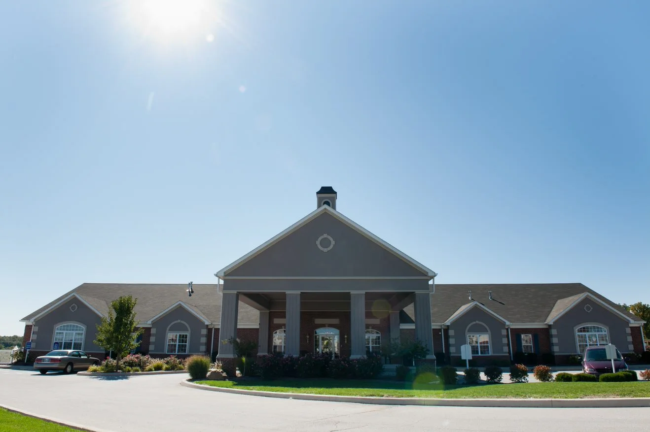 Coventry Meadows Senior Living in Fort Wayne, IN front entrance exterior