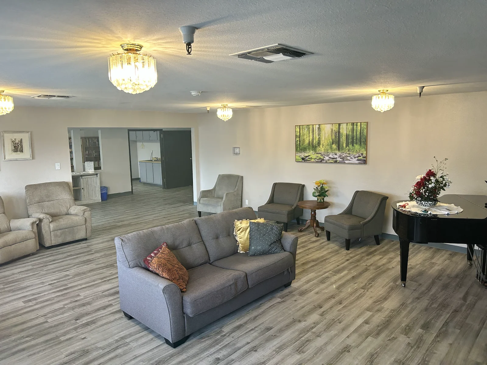 Image of Grand River Villa (2)