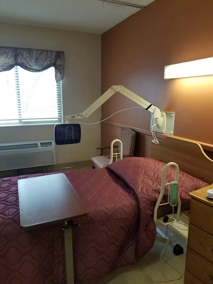 Image of Embassy Of Lyndhurst (3)