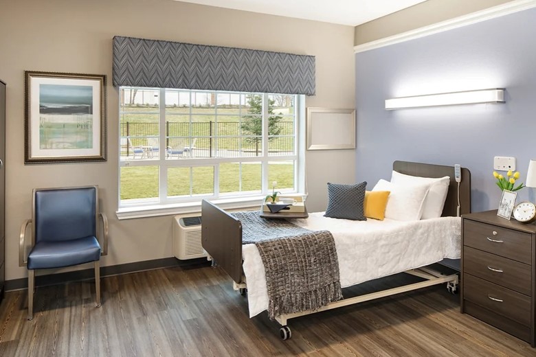 Image of Advanced Health & Rehab Center Of Garland (4)