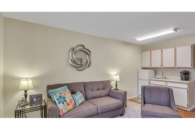 Image of Holiday Hills Estates (9)