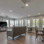 Image of Enrich at 519 (8)