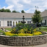 Charter Senior Living of Franklin in Franklin, Tennessee, outdoor area