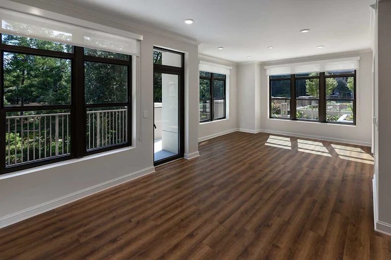 Image of Canterbury Court (9)