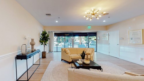 Image of Savant of Burbank East (2)