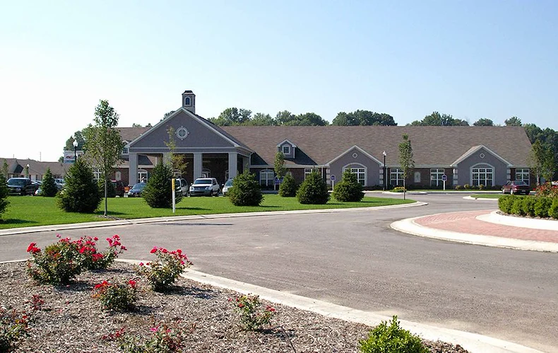 Meadow Lakes Senior Assisted Living in Mooresville, IN front exterior entrance driveway