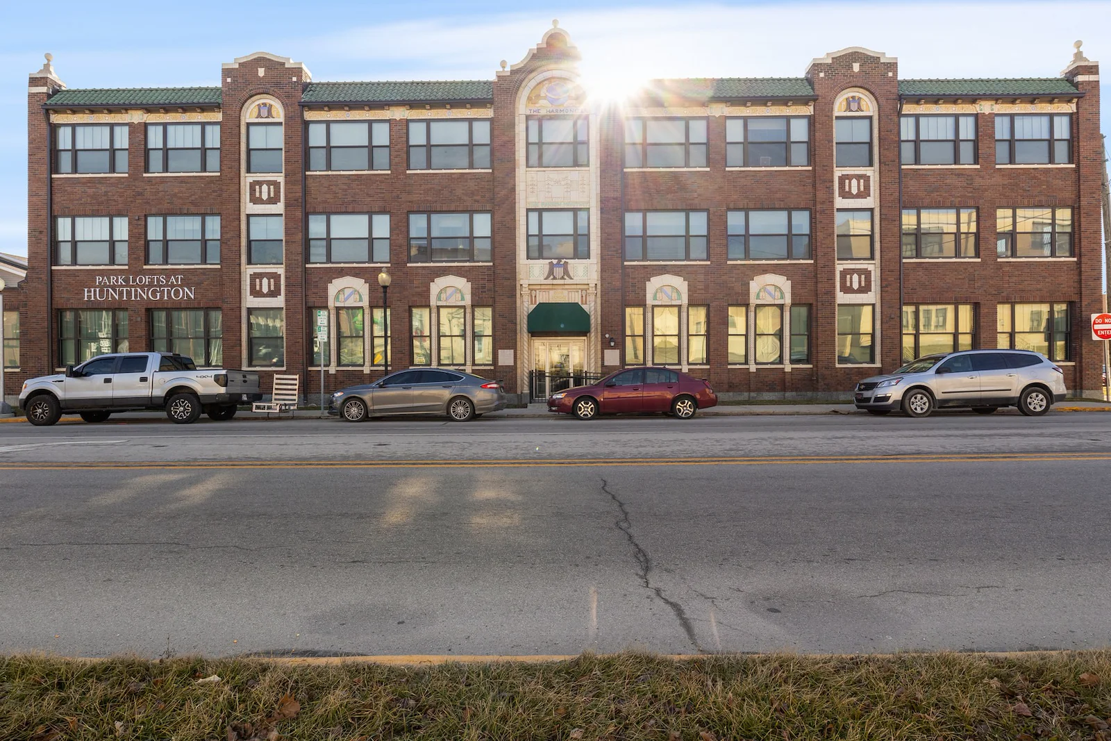 Image of Park Lofts at Huntington (1)