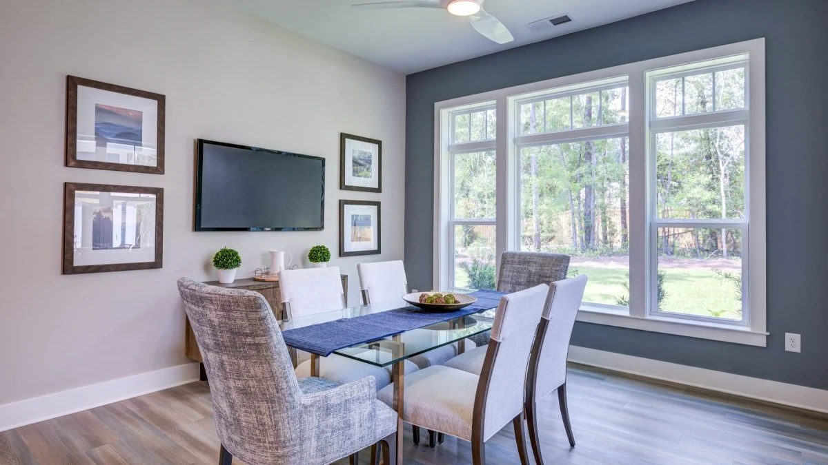 Image of The Davis Community (4)