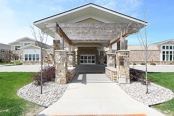 Image of Oak Park Place - Menasha (2)