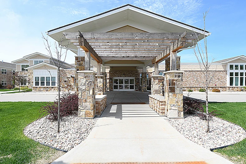 Image of Oak Park Place - Menasha (2)