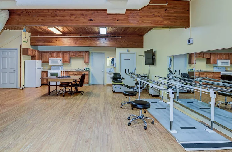 Image of Eagle Pointe Healthcare Center (4)