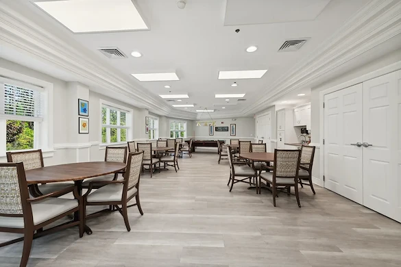 Image of Charter Senior Living of Fox Hollow (3)