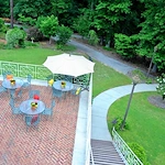 Image of Laurel Crest Senior Living (10)
