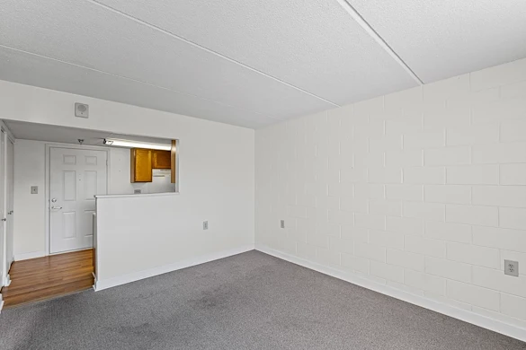 Image of Colbert Square (5)