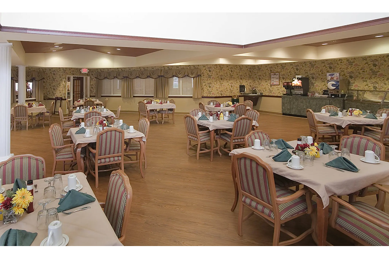 Image of The Oaks at Battle Creek Assisted Living (3)