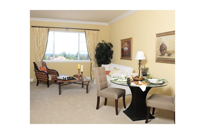 acacia-creek-independent--assisted-living-image-4