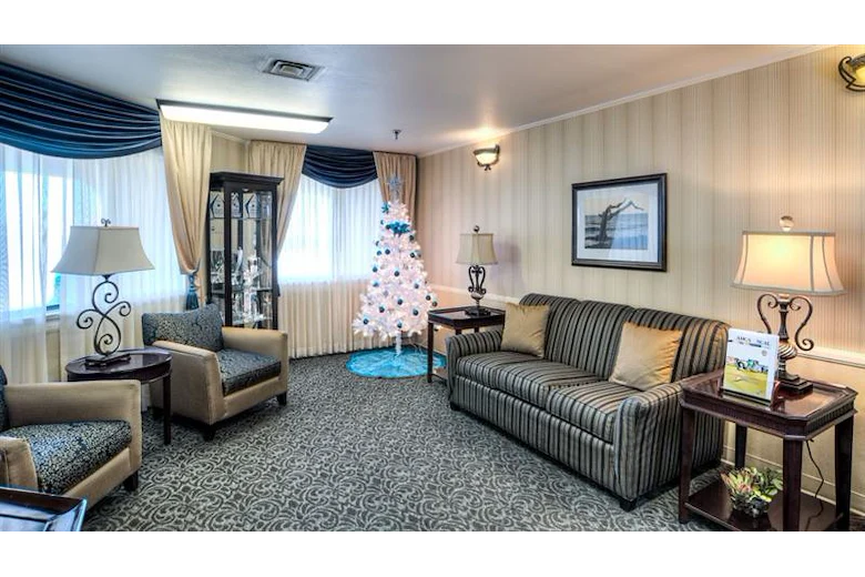 Image of Skies Healthcare and Rehab Center (3)