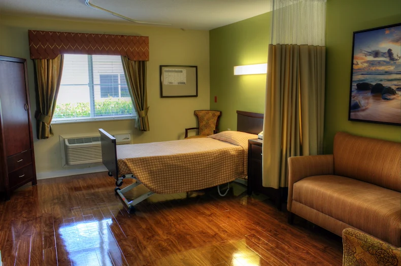 Image of Ventura Health And Rehabilitation Center (6)