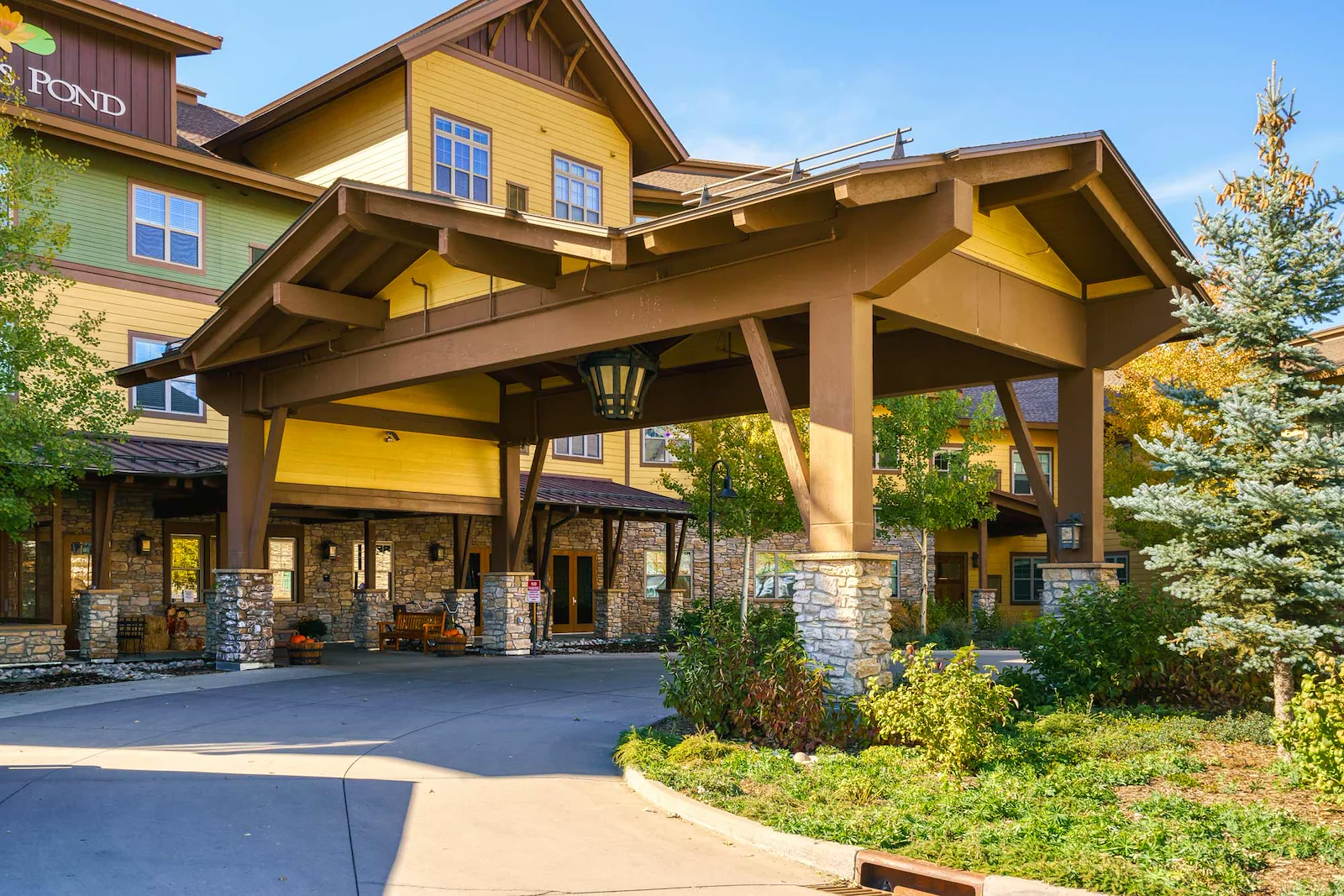 Image of Casey's Pond Senior Living Health Care (3)