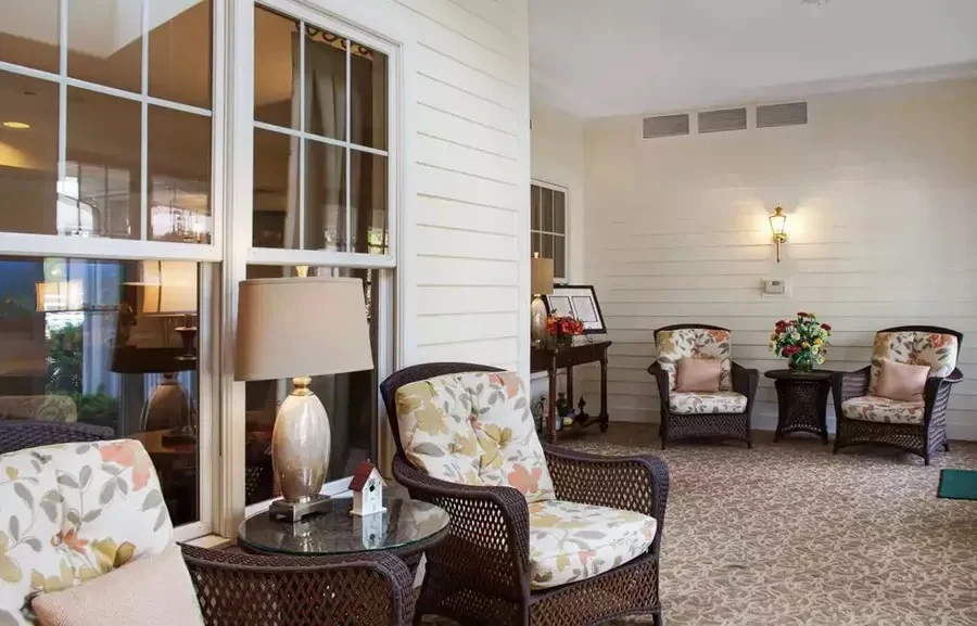 Image of Fairmont Senior Living on Clayton (9)