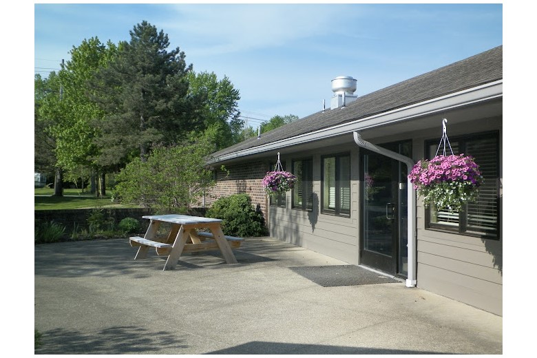 Image of Edinboro Manor (2)