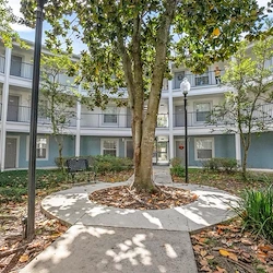 Image of Crescent Club Apartments (2)