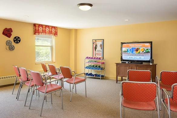 Image of Coliseum Senior Residence I, II & III (6)