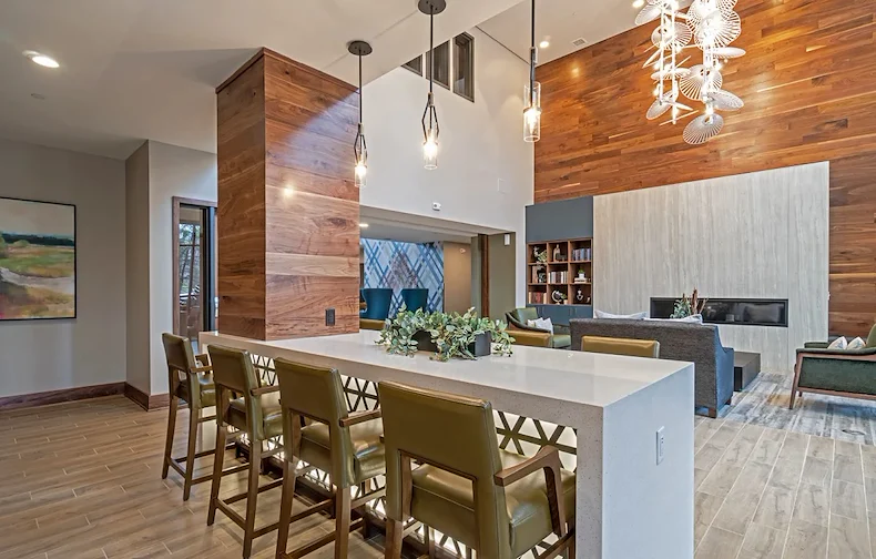 Image of Bren Road Station (4)