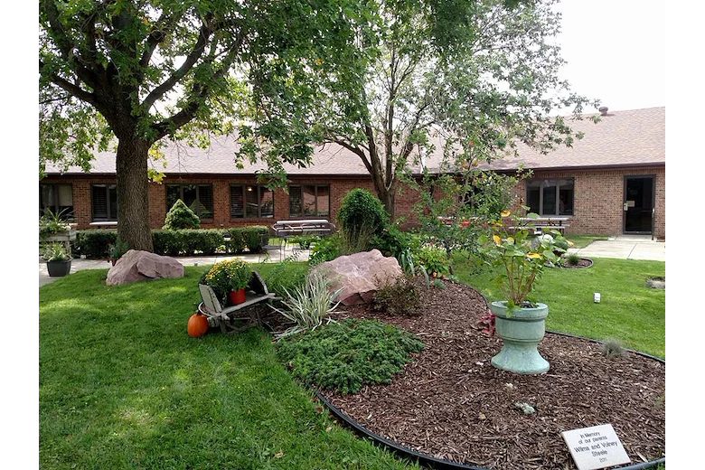 Image of Gold Crest Retirement Center (4)